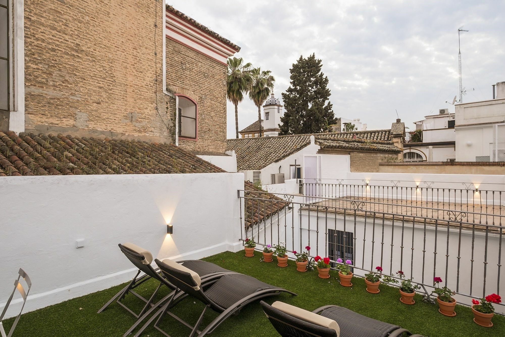 Selecta Apartments Los Venerables Sevilla Exterior foto