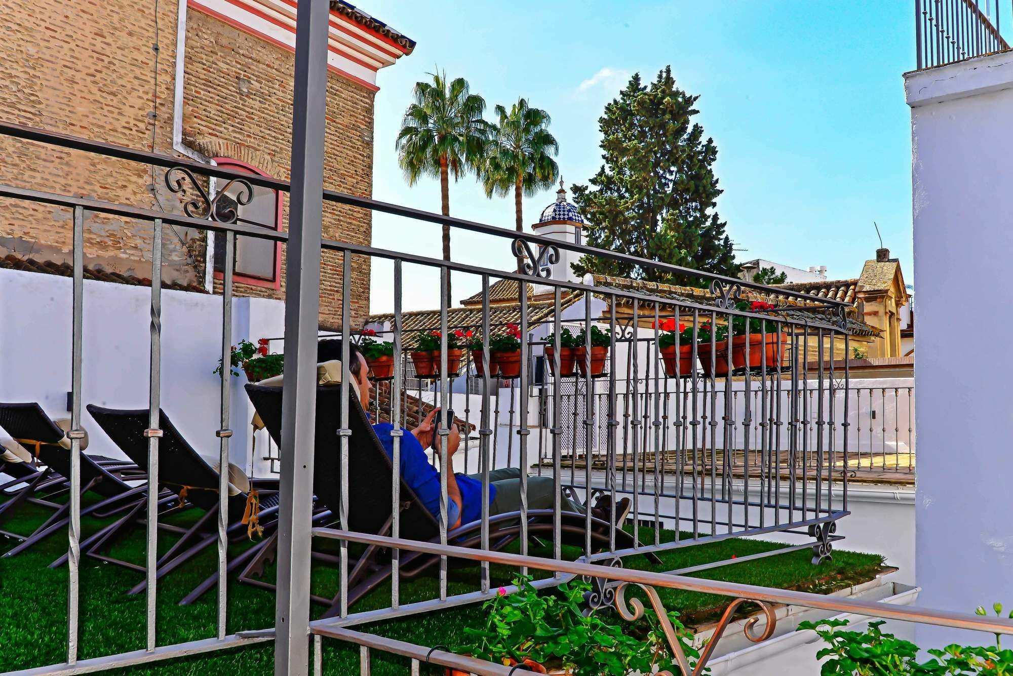 Selecta Apartments Los Venerables Sevilla Exterior foto