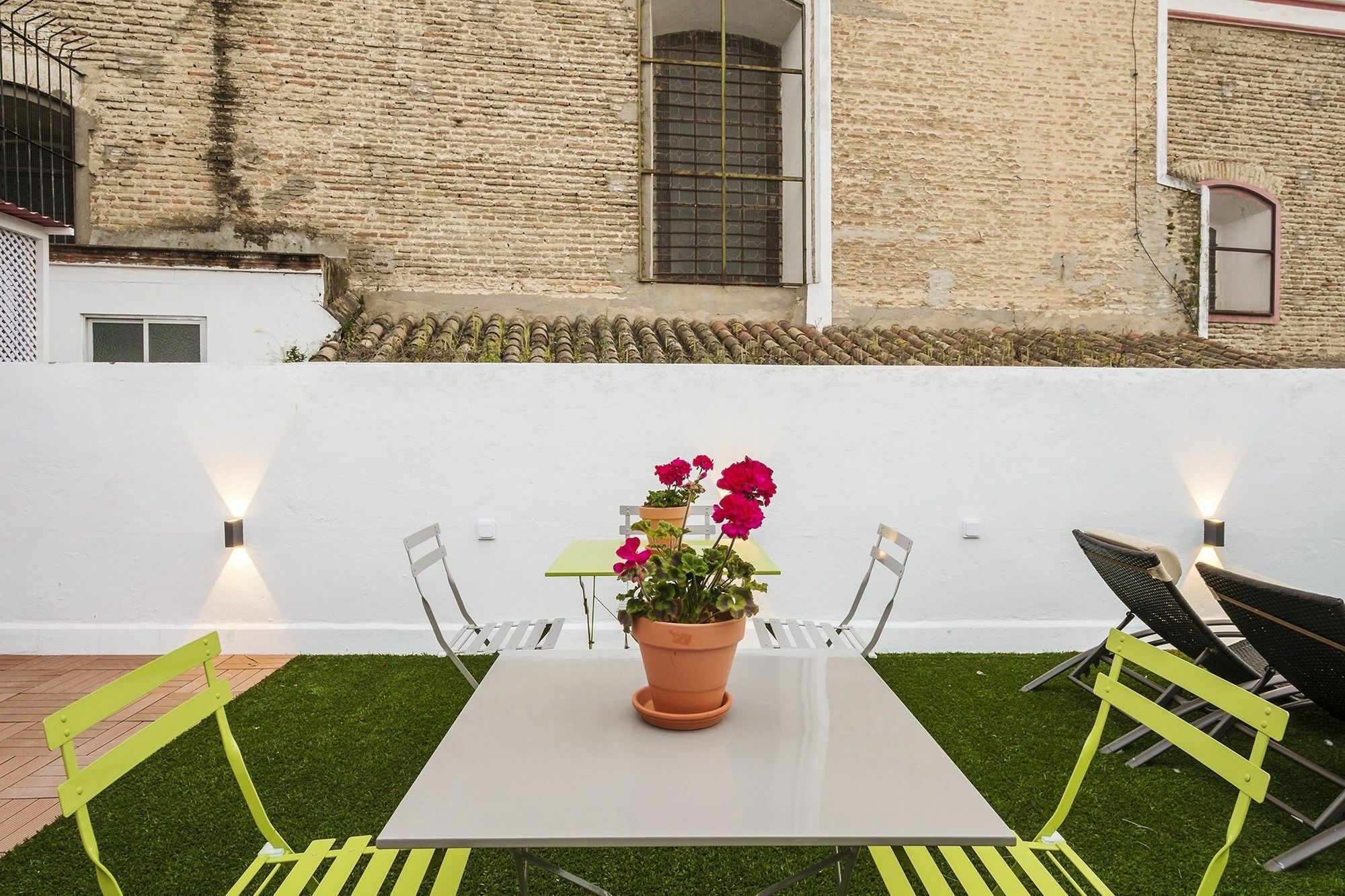 Selecta Apartments Los Venerables Sevilla Exterior foto