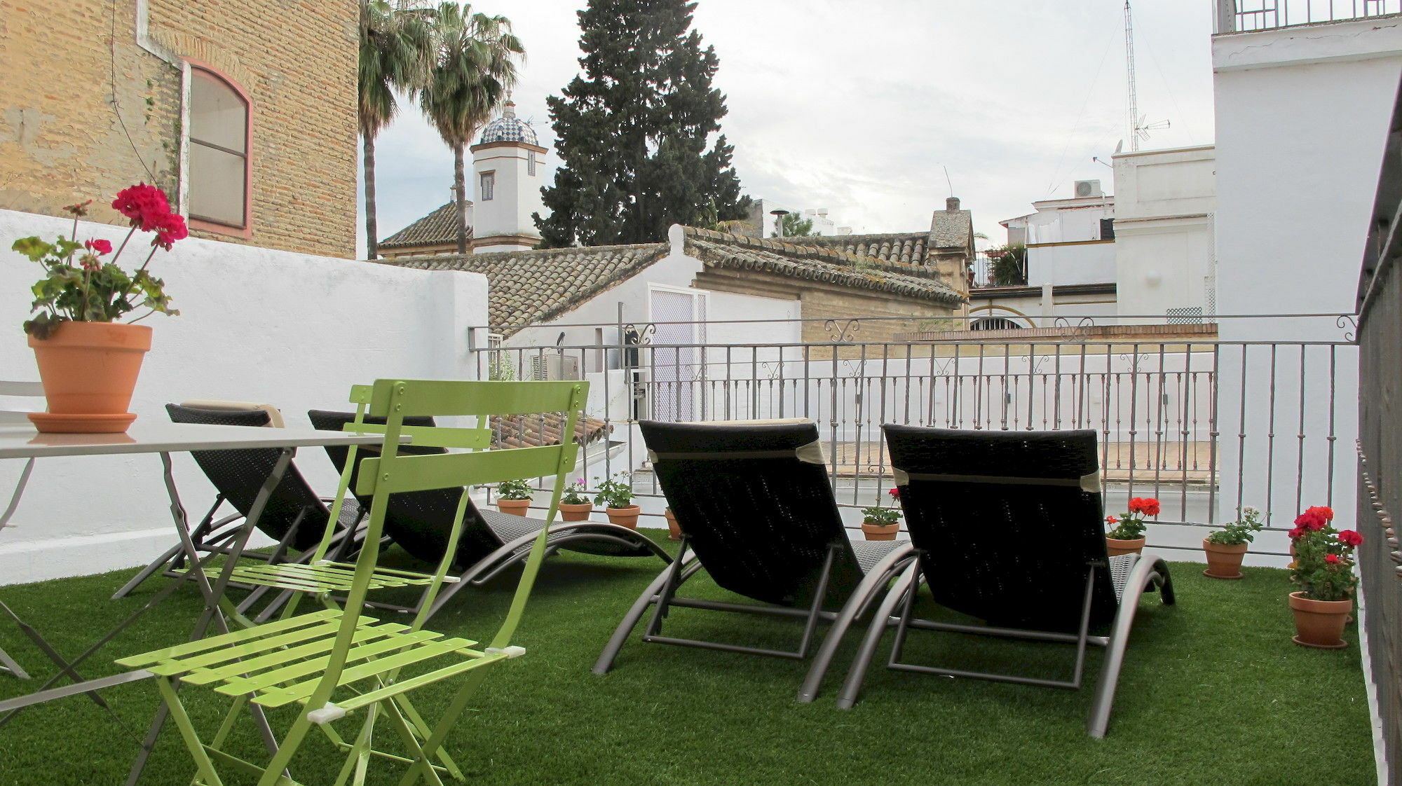 Selecta Apartments Los Venerables Sevilla Exterior foto