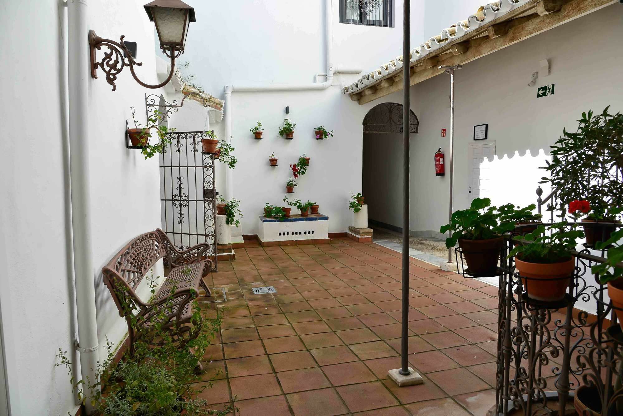 Selecta Apartments Los Venerables Sevilla Exterior foto